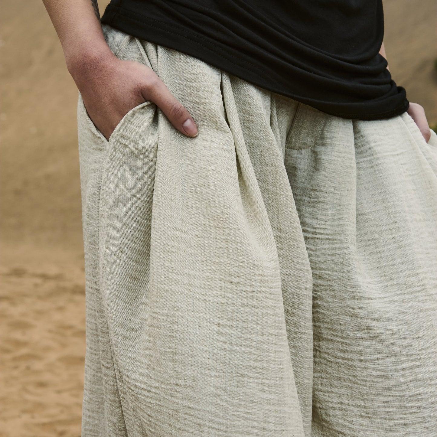 Kaze Pleated Pants