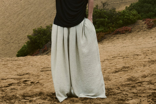 Kaze Pleated Pants