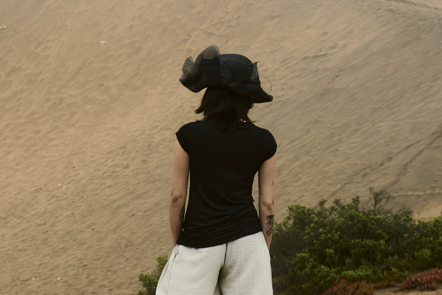 Button Draped Tee Black